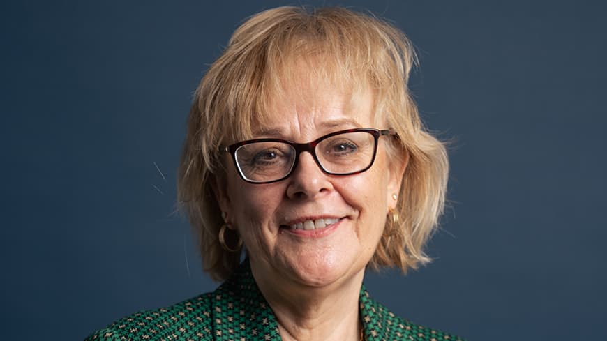 Headshot of Woman.