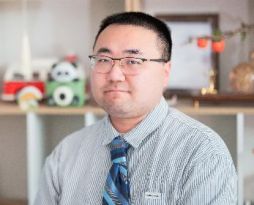 Dr Kun Hu