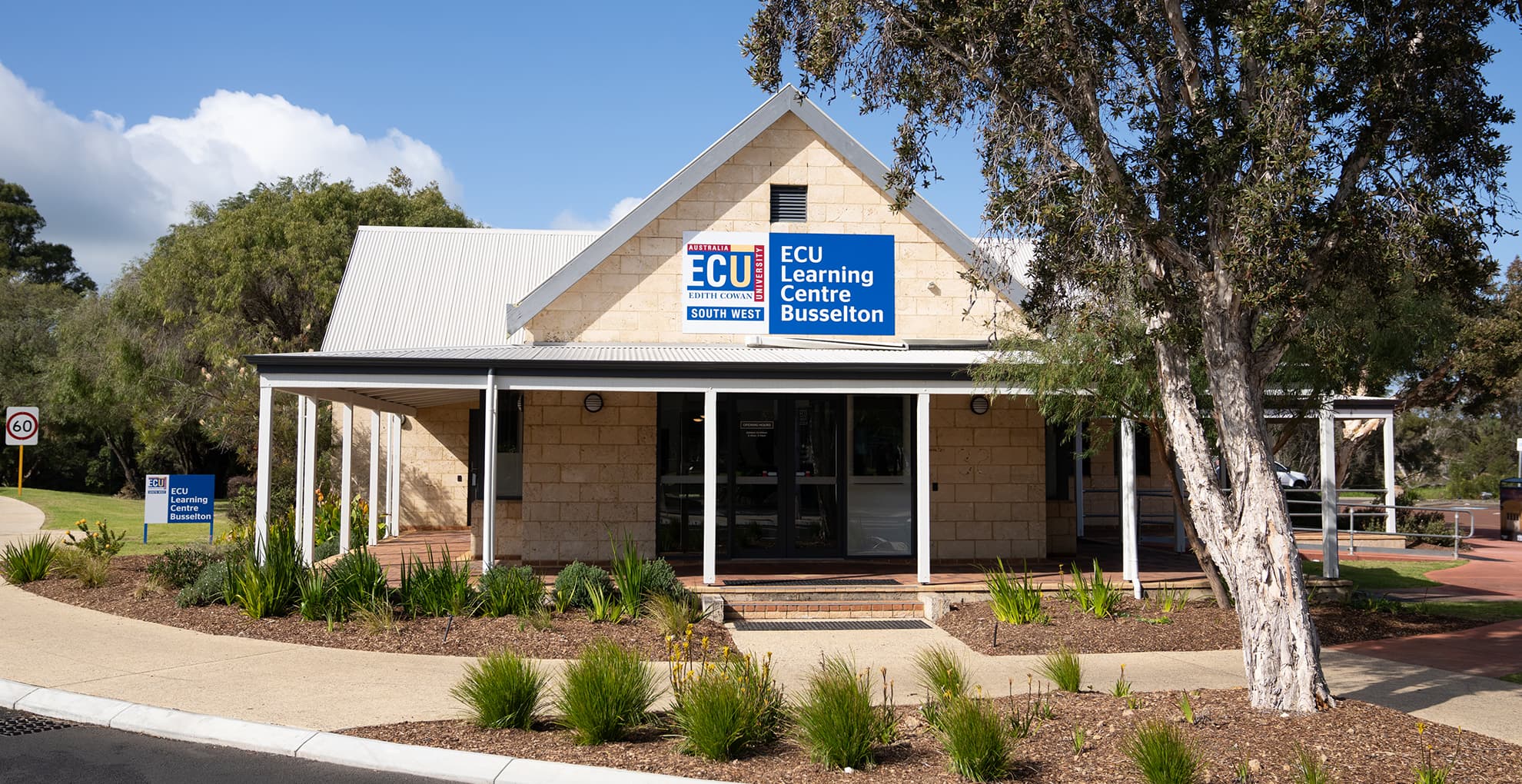 Exterior shot of ECU Learning centre in Busselton.