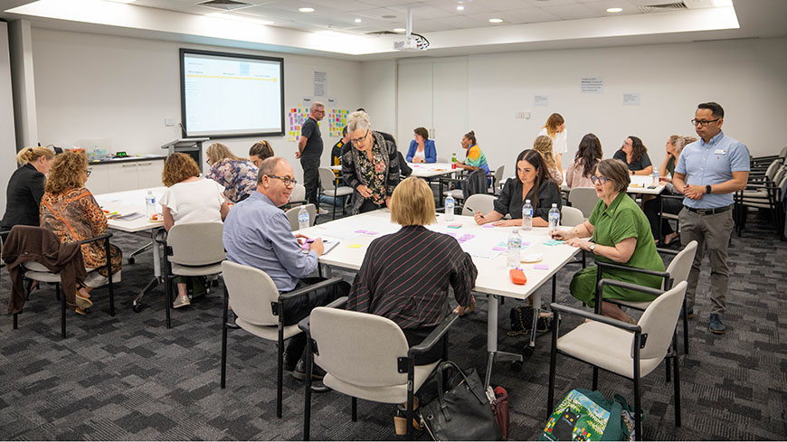 Image of people in the workshop taking place.