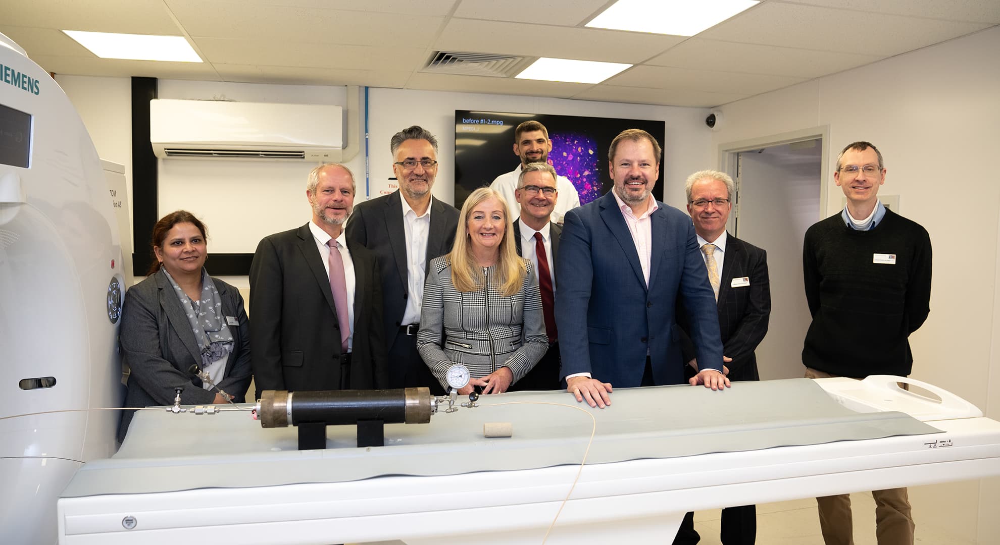 Federal Minister for Innovation Ed Husic with ECU Engineering staff in lab