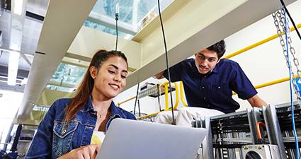 ECU is a partner in the Australian Maritime College and Naval Shipbuilding Initiative. This also provides a capacity to address R&D tasks in engineering including the Smart Ships program.