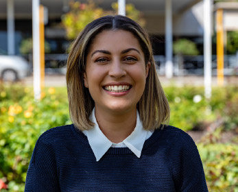 Dr Tenielle Porter