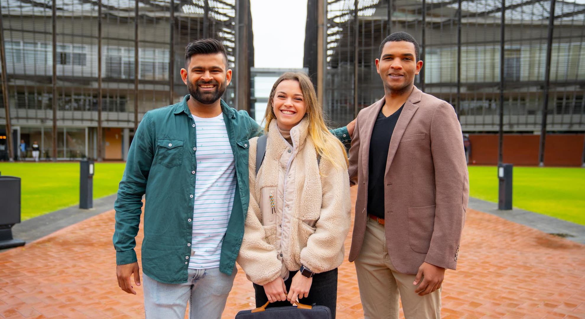 Students on campus at ECU Joondalup