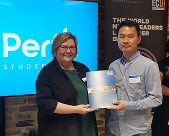 StudyPerth CEO presents certificate