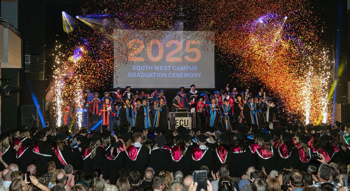 Gradution Eca ECU | Mother and daughter celebrate ECU graduation on the same day
