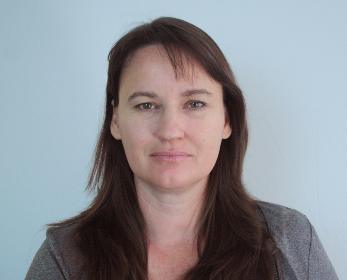 Dr Mary Kynn