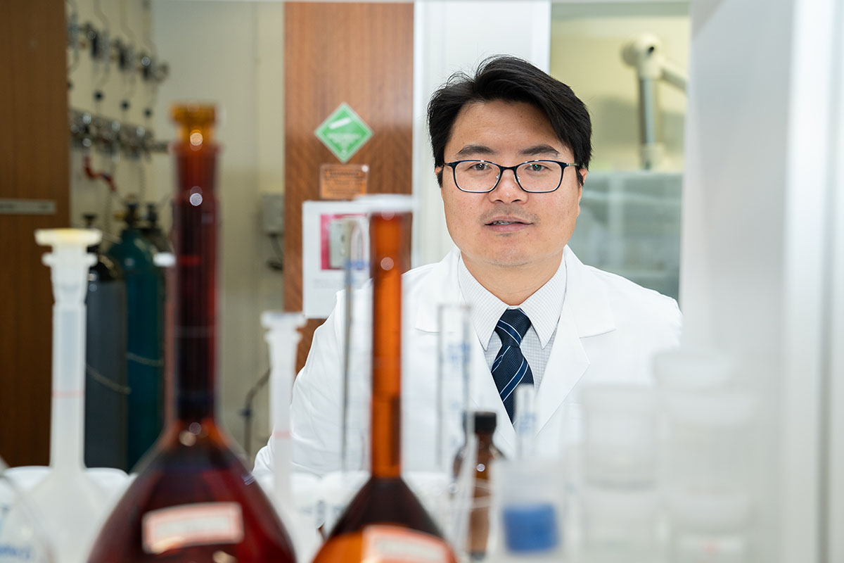 Edith Cowan University chemical engineering expert Professor Hongqi Sun