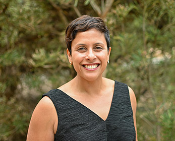 Dr Natalie Strobel