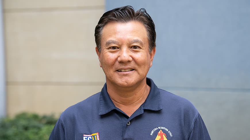Professor Ken Nosaka