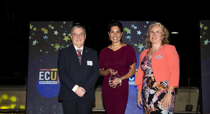 (L-R): ECU Vice-Chancellor Professor Steve Chapman CBE, ECU 2021 Community Alumni Award winner Narelda Jacobs and ECU Chancellor Denise Goldsworthy AO.