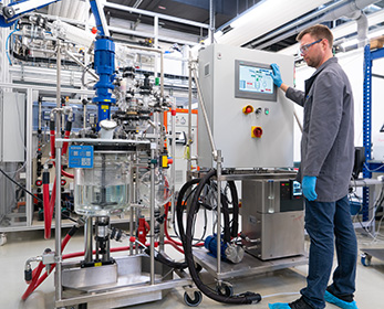 Recycling recovery of lithium